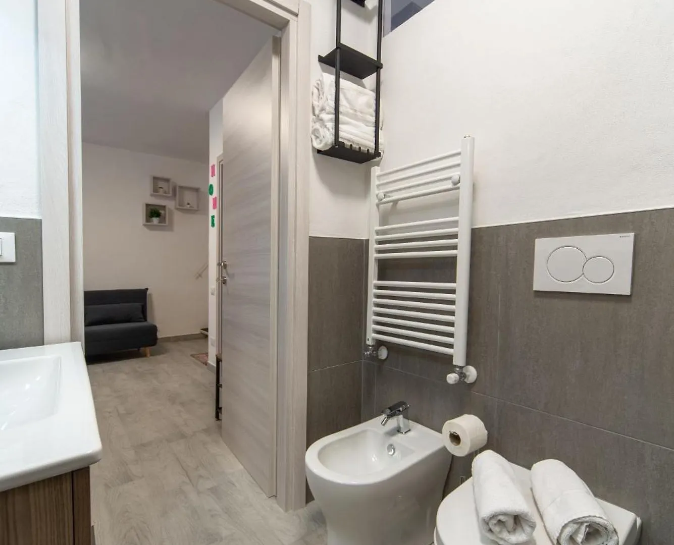 Casa Loca Apartment Pisa 0*,